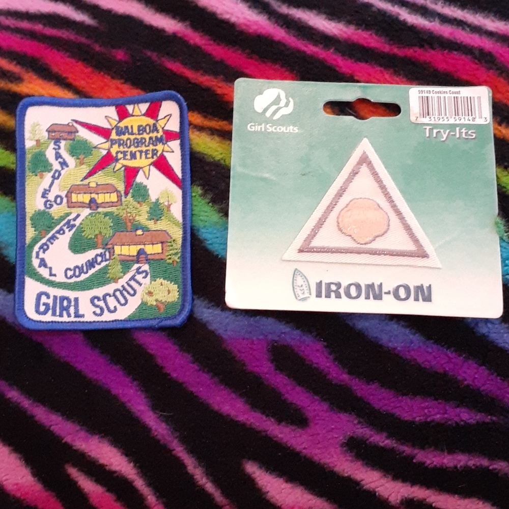 Set of 2 Girl Scout Patches